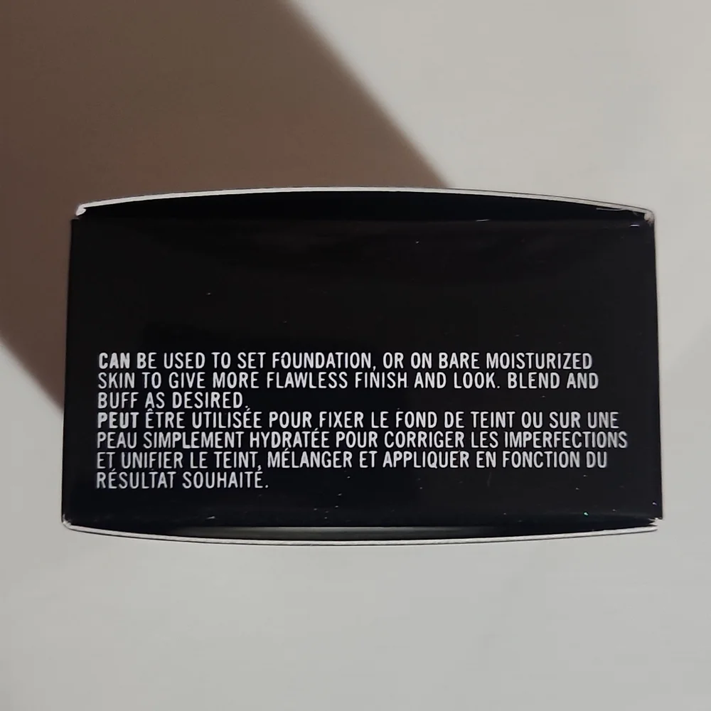 MAC Prep + Prime Transparent Finishing Powder
